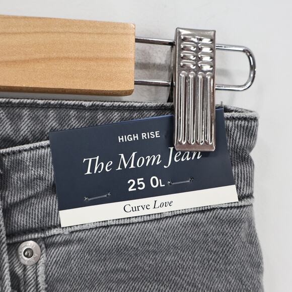 Abercrombie & Fitch Curve Love High Rise Mom Jean Grey Size 25 Long NWT - Picture 4 of 9